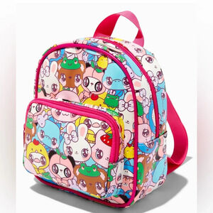 Claire’s mini backpack
B6
